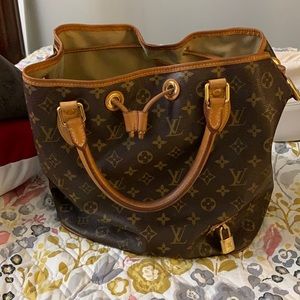 Authentic Louis Vuitton shoulder or handbag